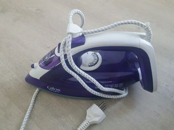 Fer à repasser vapeur Calor easygliss 2300W