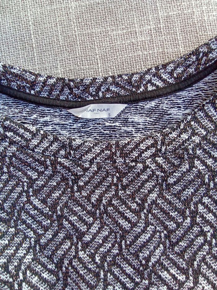 Pull noir et blanc fils brillants Naf Naf taille 36 - photo numéro 6