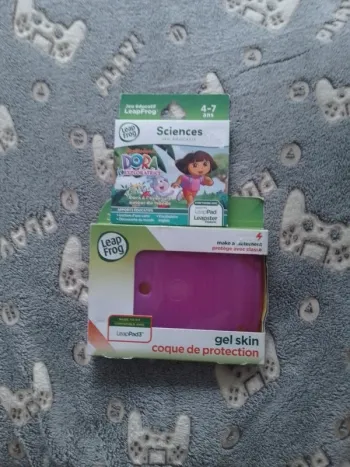 leapfrog - ensemble coque de protection et jeu sciences dora
