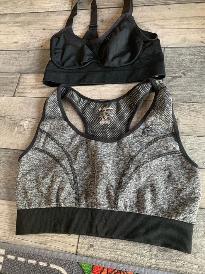 2 brassières sport - photo numéro 2