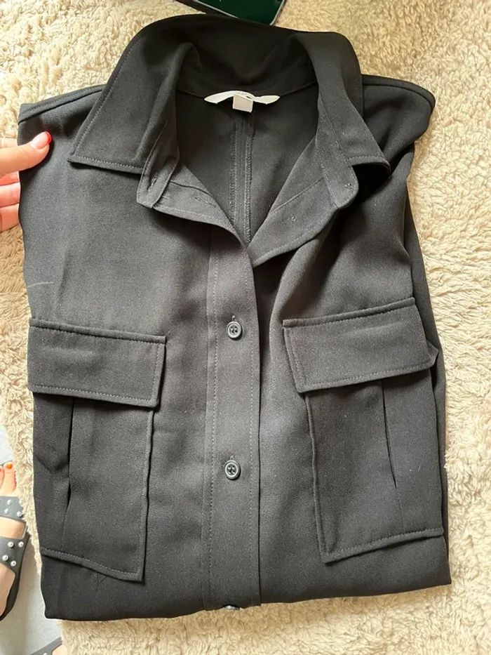 Chemise noire - photo numéro 8