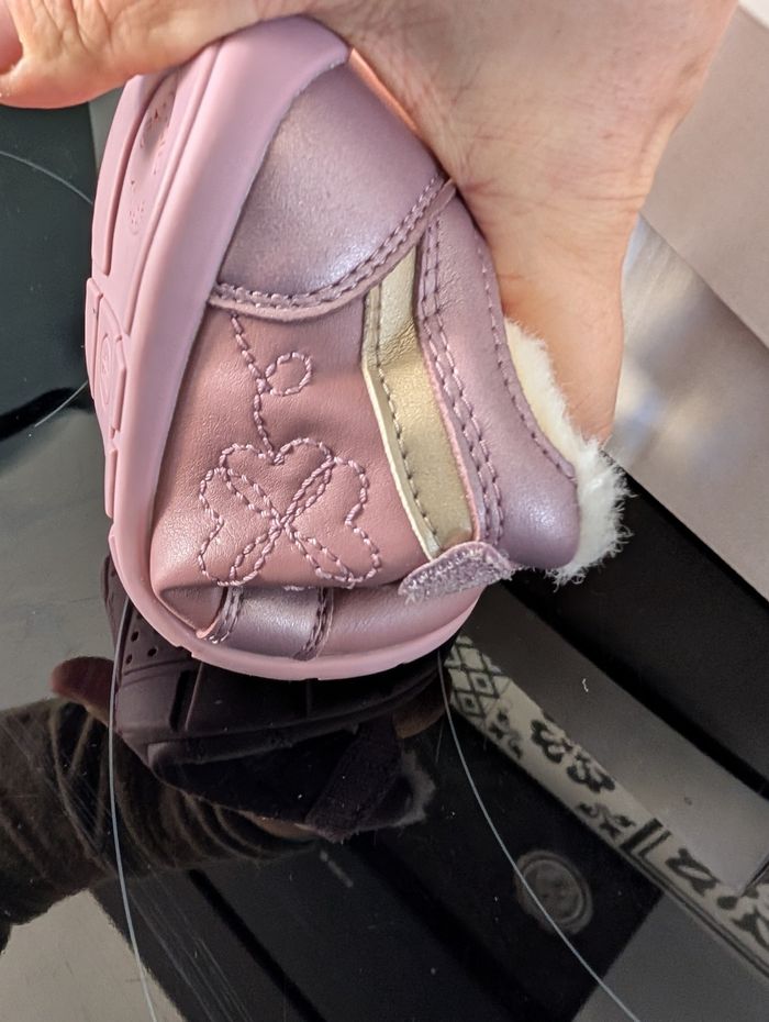 Chaussures fille. Taille 25. Chaudes, conseillé par les podologues. Neuf. Geox - photo numéro 8