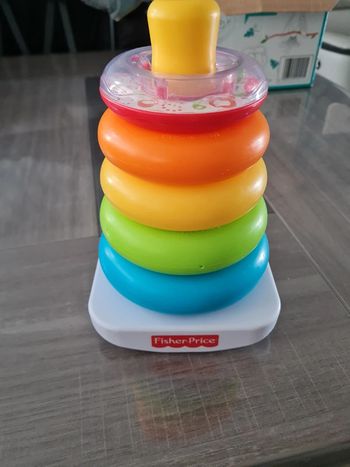 Pyramide motricité arc en ciel