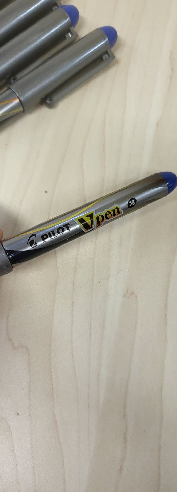 Lot 5 stylos plumes jetables Pilot V-pen M bleus - photo numéro 3