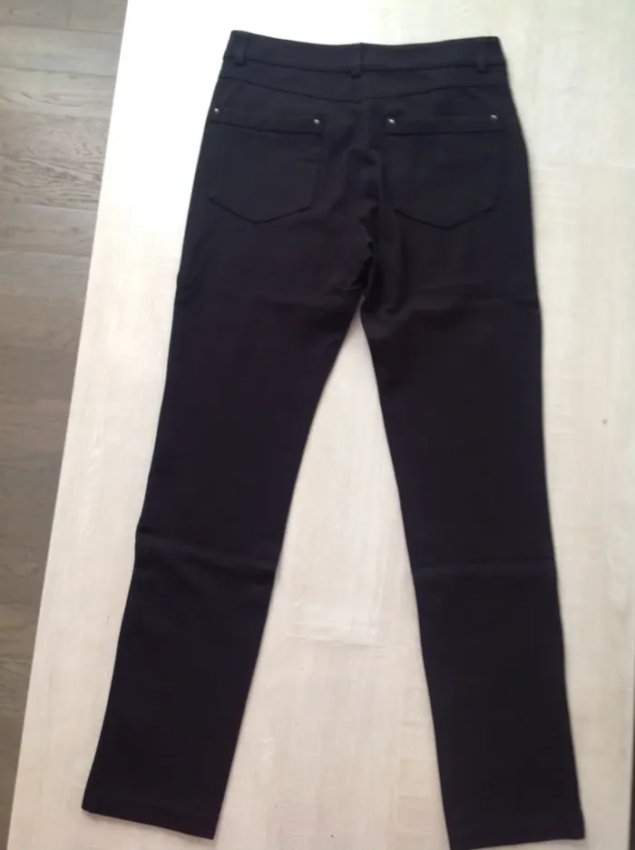 Pantalon - photo numéro 2