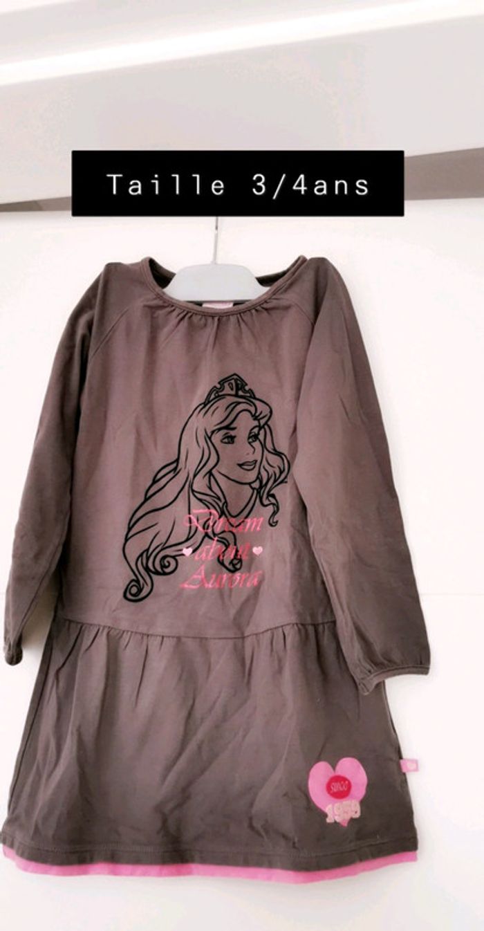 Robe taille 4 ans