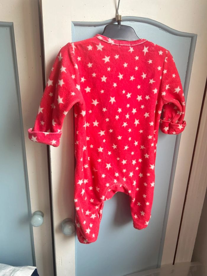 Pyjama hiver ,fuschia,étoile blanche ,3 mois - photo numéro 4