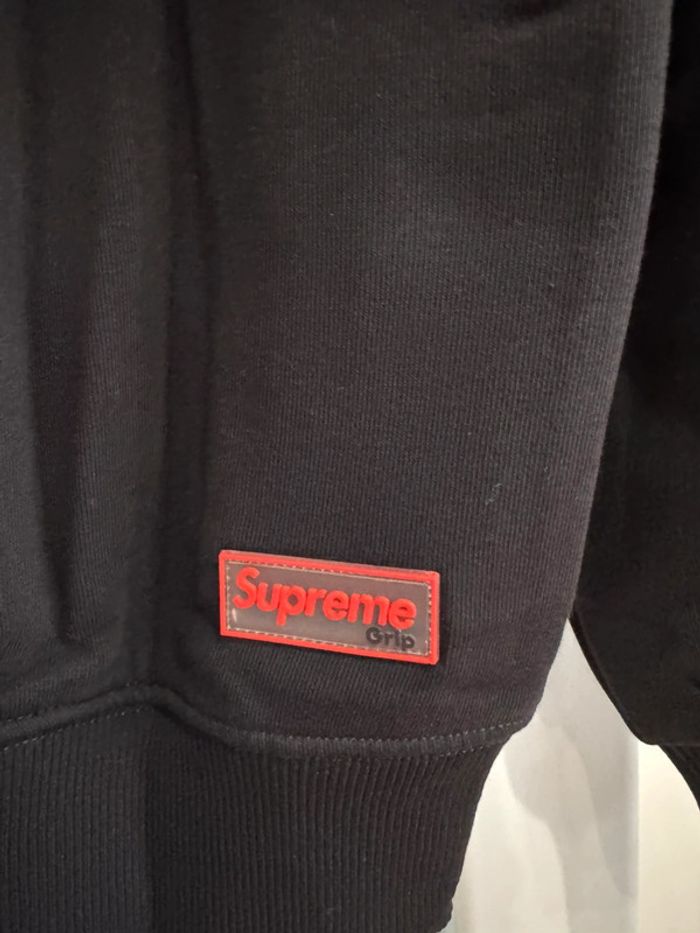 Pull / Sweat zippé noir Supreme Taille L - photo numéro 7