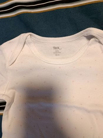 Lot bodies filles 36 mois