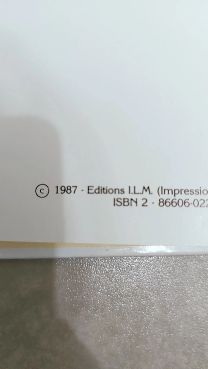 📚 Livre vintage : Nouchka 1, les courses et autres petites histoires pour toi - photo numéro 2