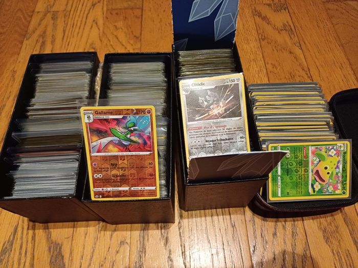 Lot de cartes Pokémon (reverse/Holo) - Bloc Epée et Bouclier / Ecarlate et Violet - photo numéro 4
