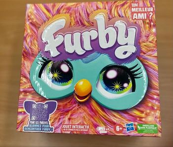 À vendre : Furby corail – Neuf, jamais ouvert 