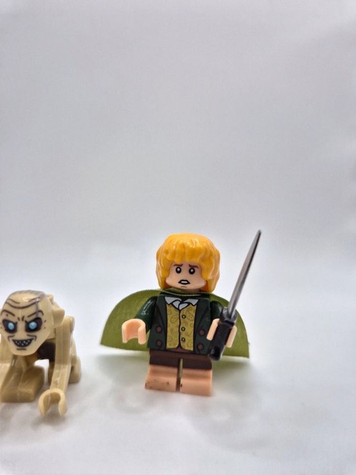 Figurines type lego Frodon , Sam et Gollum seigneur des anneaux / hobbit - photo numéro 4