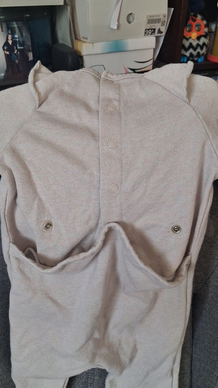 Lot pyjamas 18 mois 2 - photo numéro 3