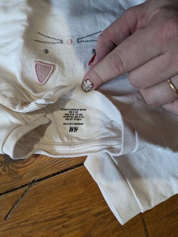 Pull avec tête de chat