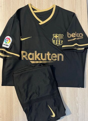 🔵 Ensemble Maillot + Short FC Barcelone – Extérieur 2021 – Taille S – Impeccable