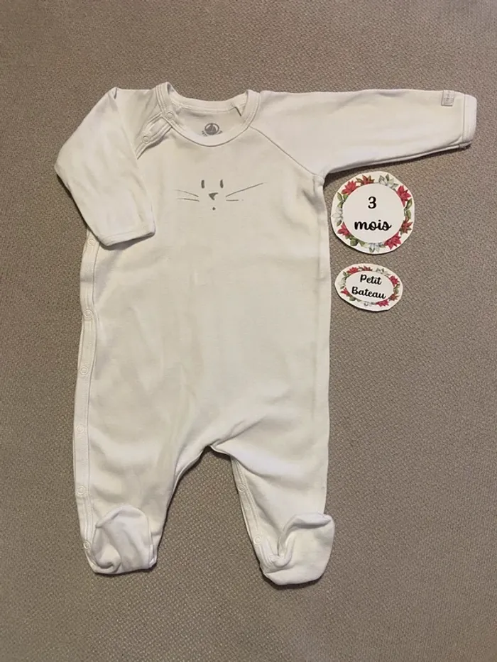 Pyjama été petit bateau 3 mois très bon état