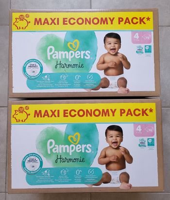 2 cartons de couches pampers harmonie taille 4