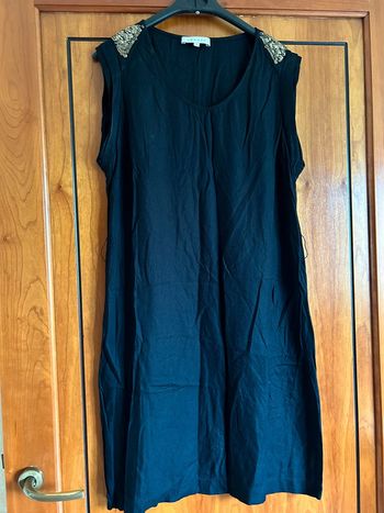 Robe noire Sandro t 3