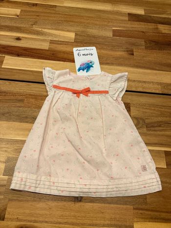 Robe rose pale