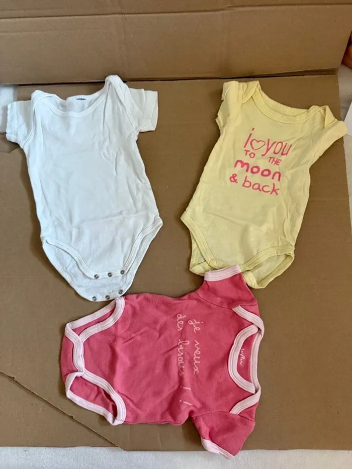 Lot de bodies 3 mois (13 vêtements) - photo numéro 3