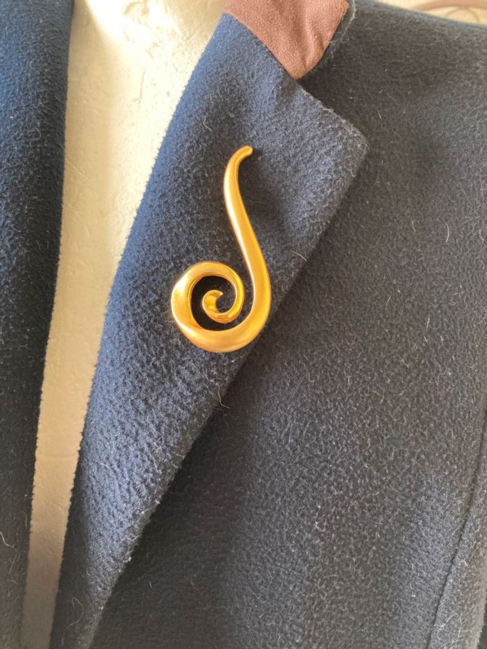 Broche - photo numéro 2