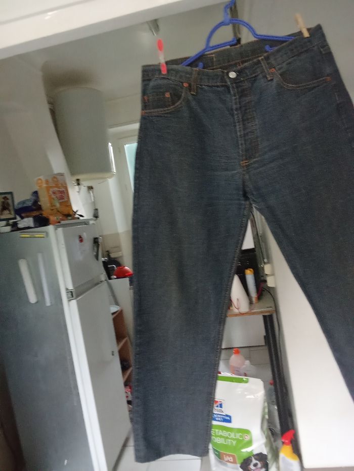 Jeans Levi's strass taille 46 très jolie Jean  0 des faux - photo numéro 7