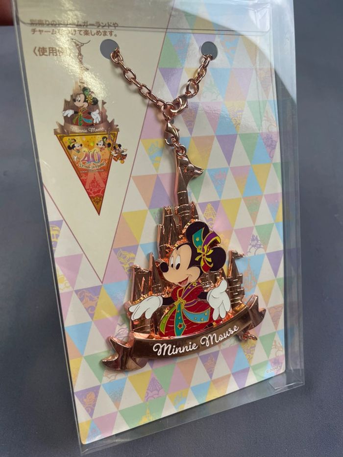 Porte clé charm disneyland Tokyo Minnie Mouse