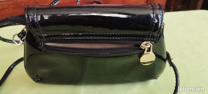 Sac bandoulière vernis - photo numéro 9