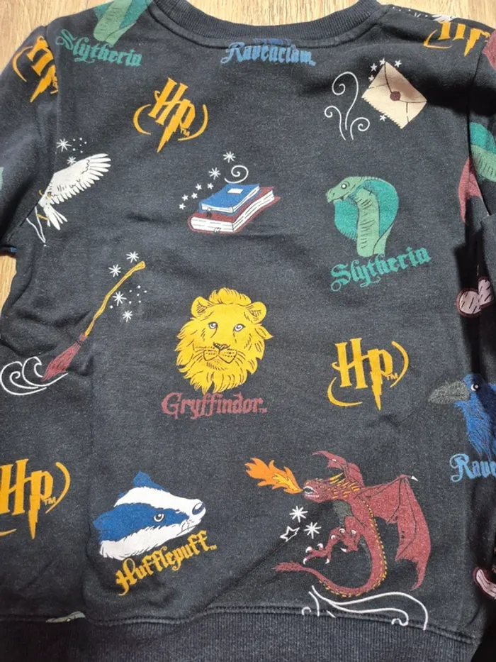 Pull Harry Potter H&M 8 / 10 ans - photo numéro 5