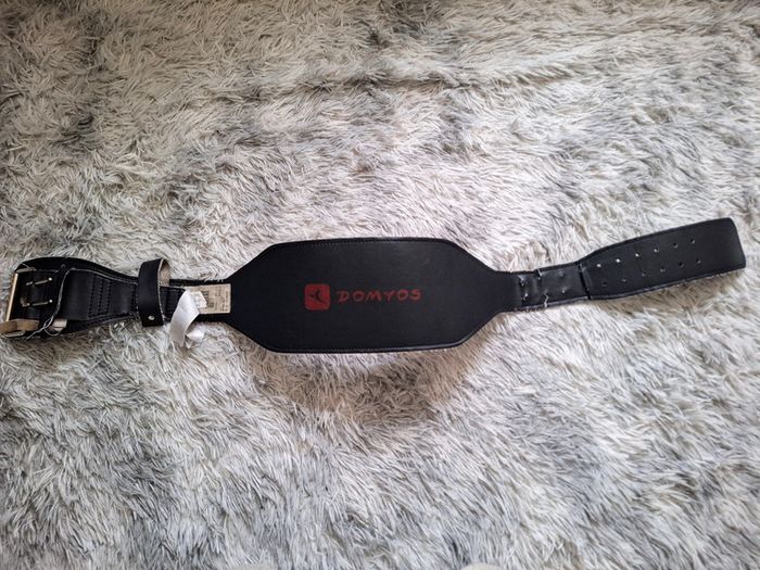 Ceinture de sport Domyos taille L/XL (84-103 cm) noir - Très usée mais fonctionnelle