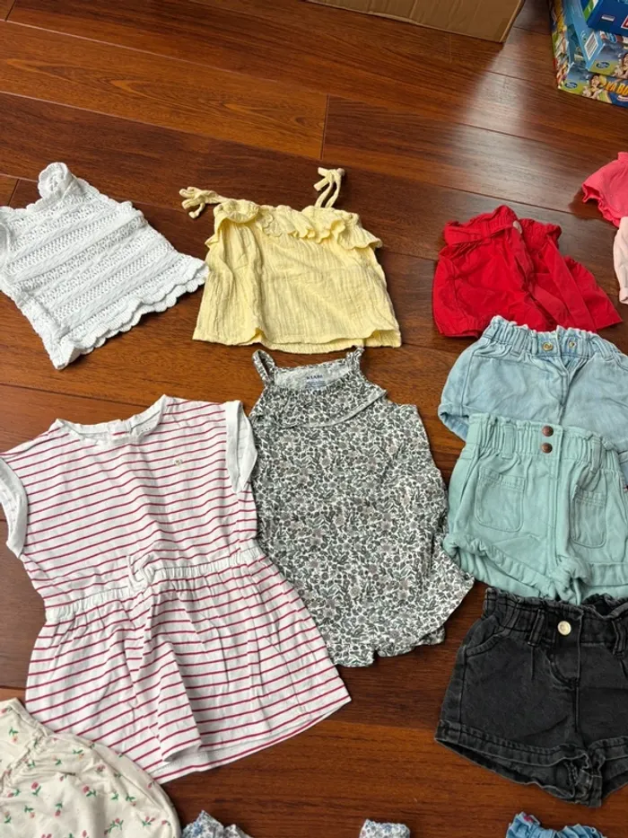 Lot vêtement été bébé fille taille 9mois - photo numéro 3