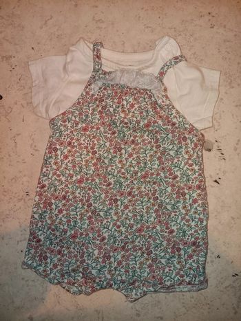 Ensemble kiabi 1mois Tee-shirt et combi pas de vinted go