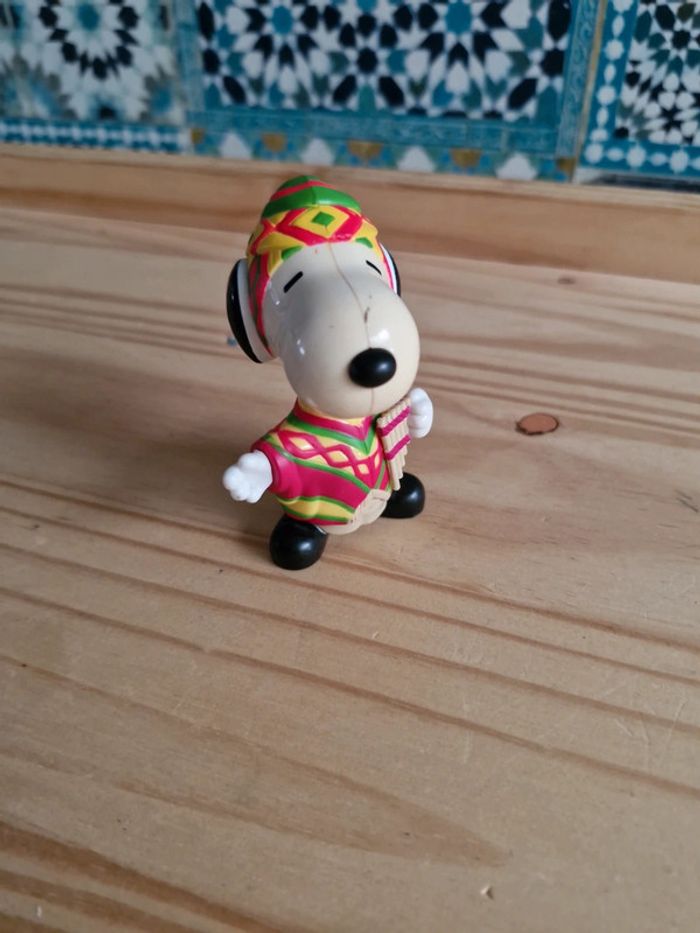 Figurine  snoopy