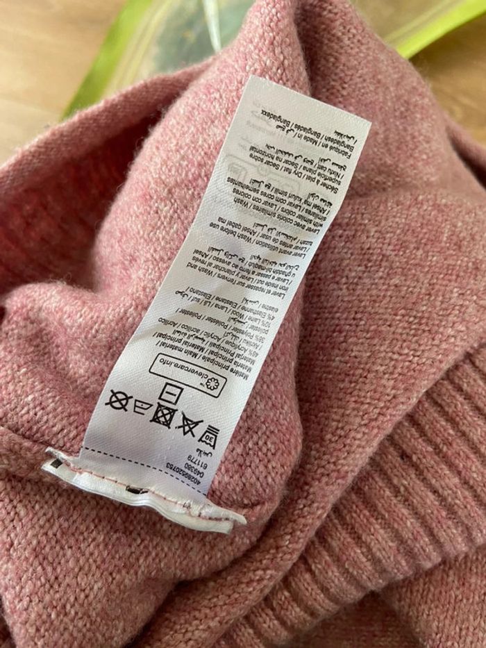 Pull col V rose Gémo Taille M - photo numéro 5