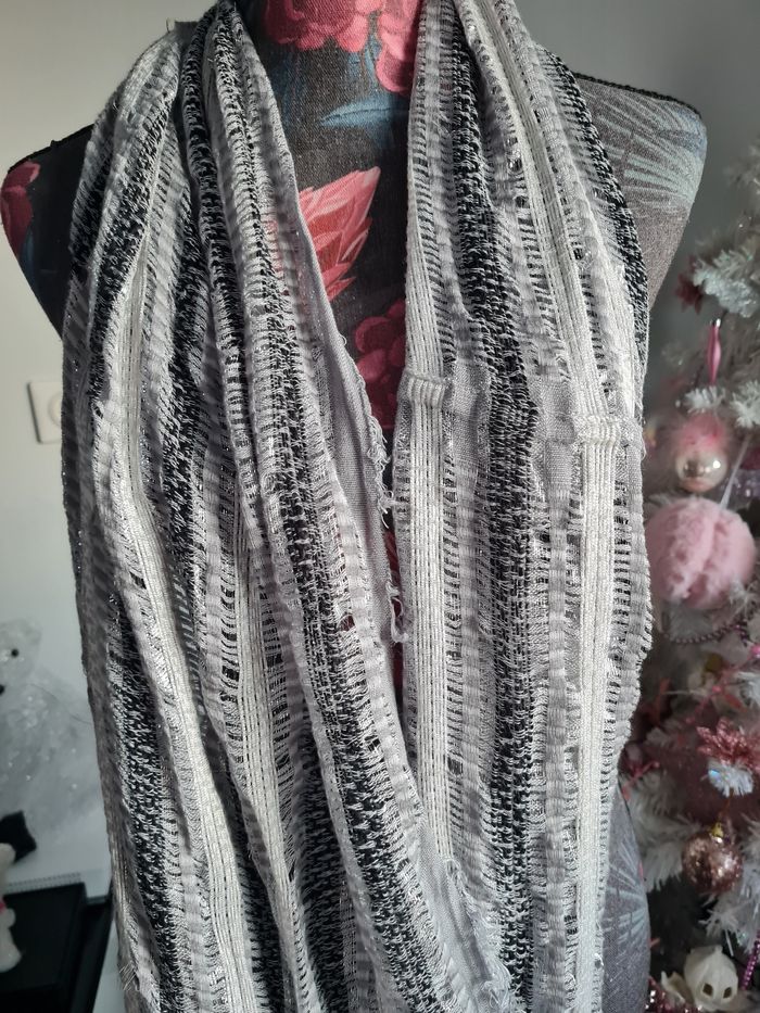 Jolie chèche argentée - photo numéro 4