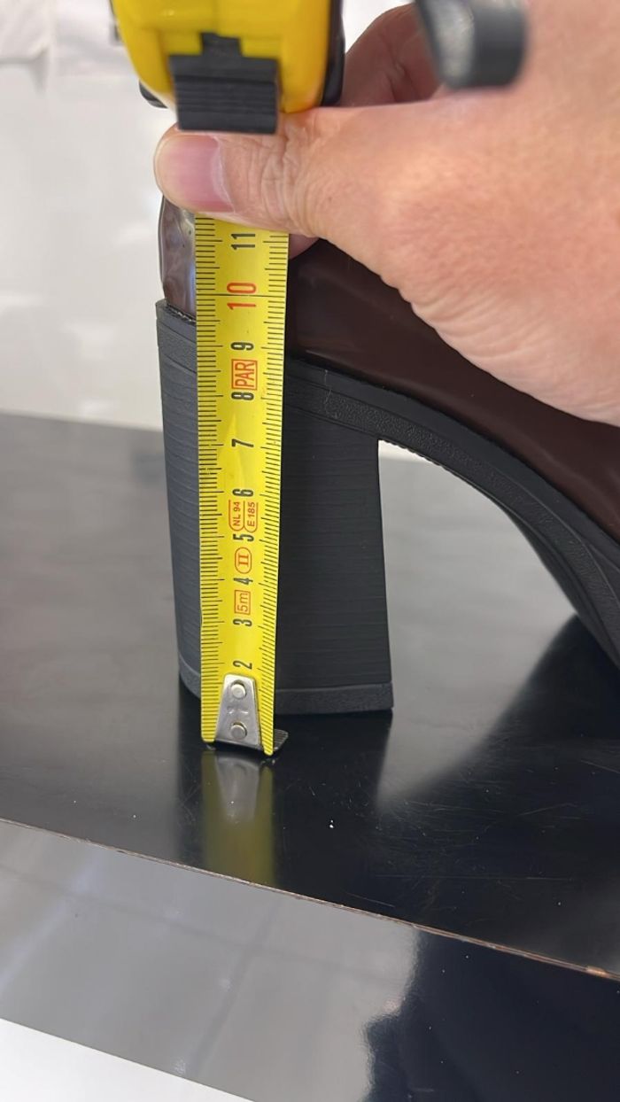 Chaussure à talon  femme  40 - photo numéro 2