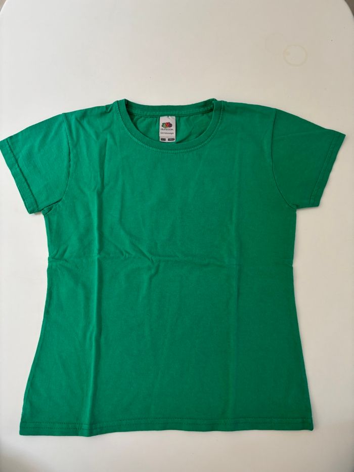 TEE shirt manches courtes vert fruit of the loom 10ans - photo numéro 1