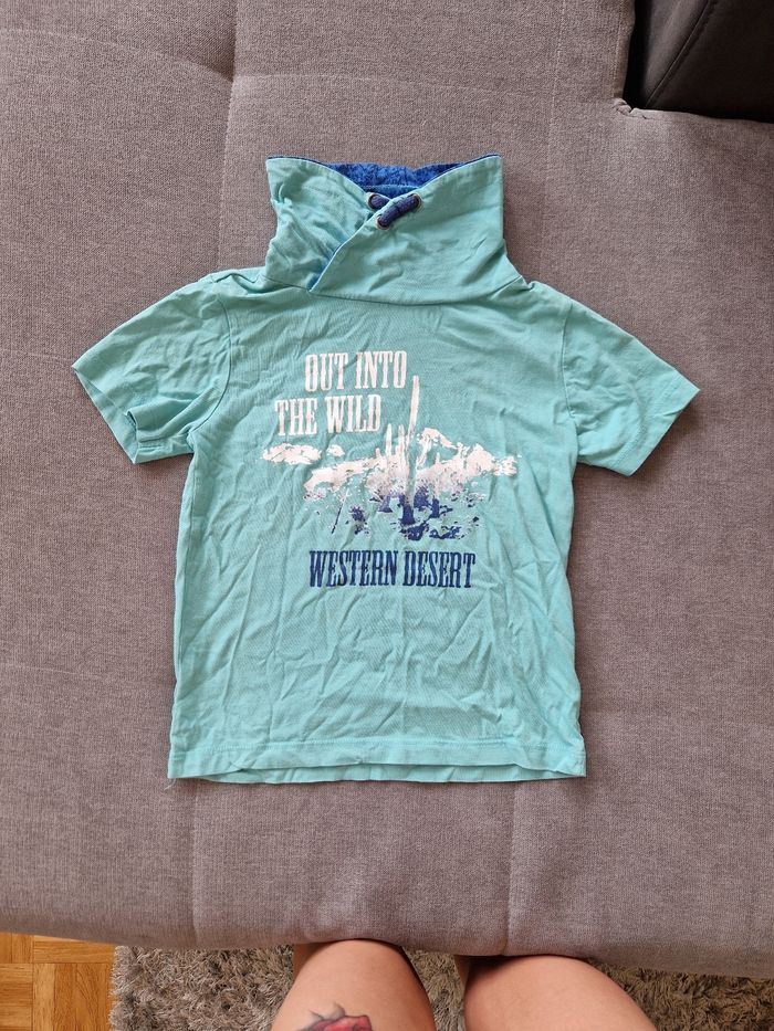 T-shirt à col taille 110/116