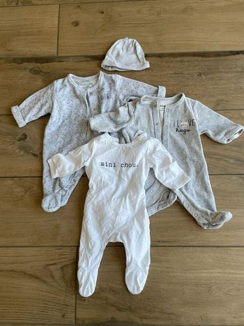 Lot pyjama 1 mois