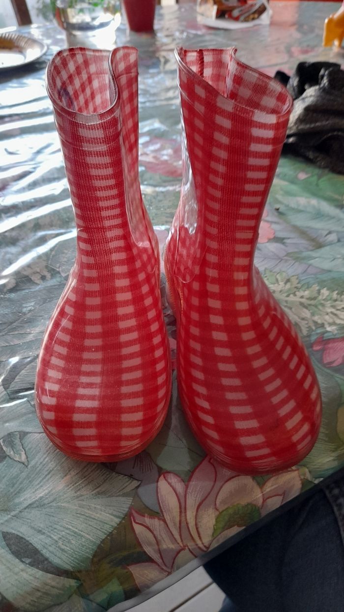 Bottes rouge et blanche - photo numéro 3