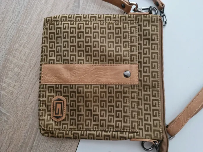 Sac bandoulière glitzy très bon etat - photo numéro 3