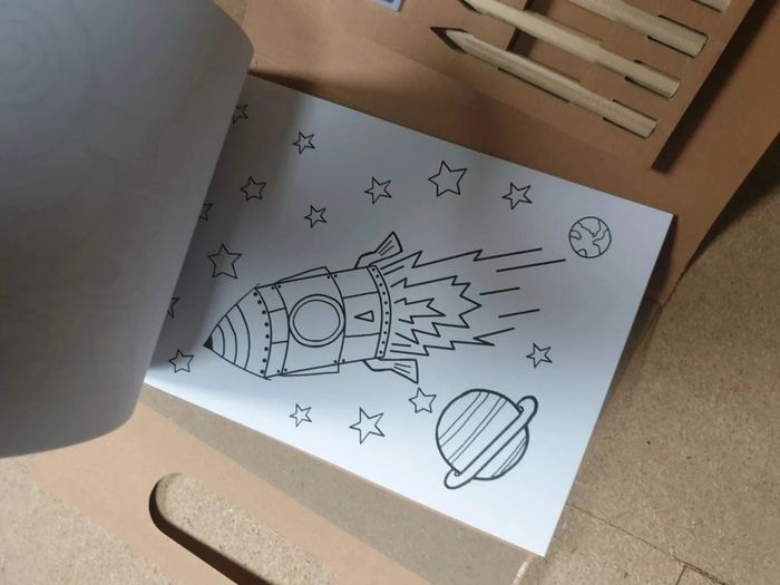 Idée cadeau 🎁- Malette de coloriage NEUF - photo numéro 7