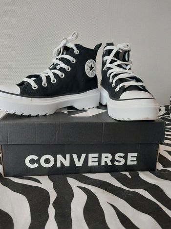 Baskets neuves Converses