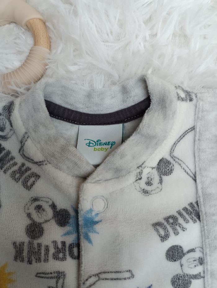 Pyjama 3 mois Mickey velours - photo numéro 2