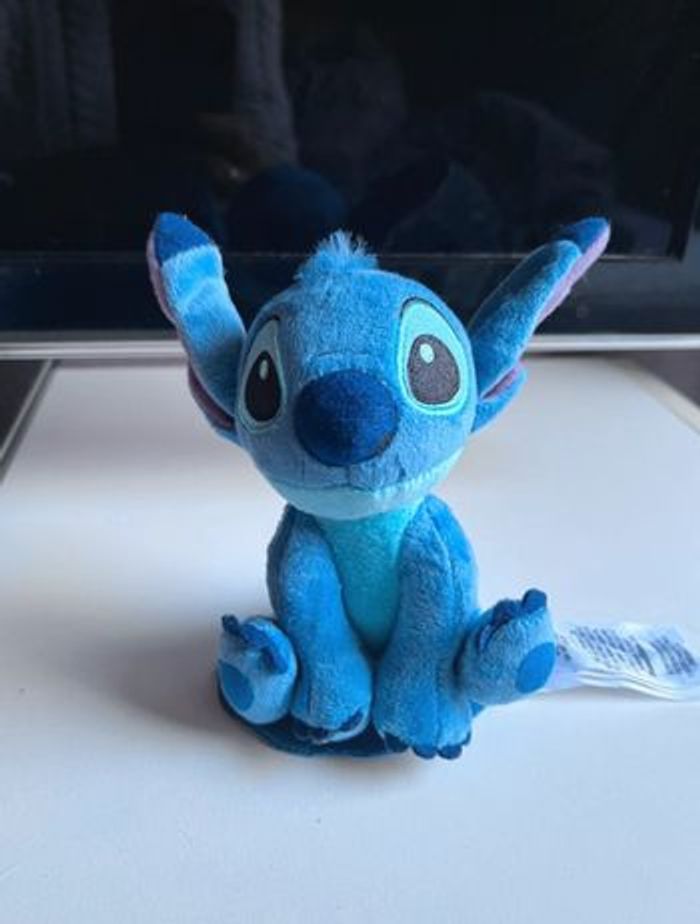 Peluche shoulder/épaule Stitch neuf Disneylandparis - photo numéro 5