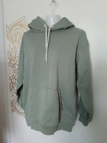 Sweat vert pâle taille S