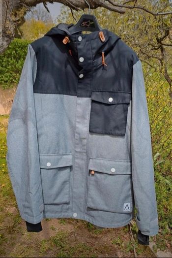 Anorak ski / surf NEUVE en taille L