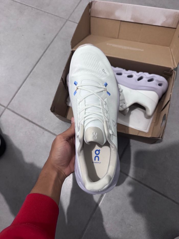 Baskets running ON Cloudtilt taille 45 noir/blanc - photo numéro 5