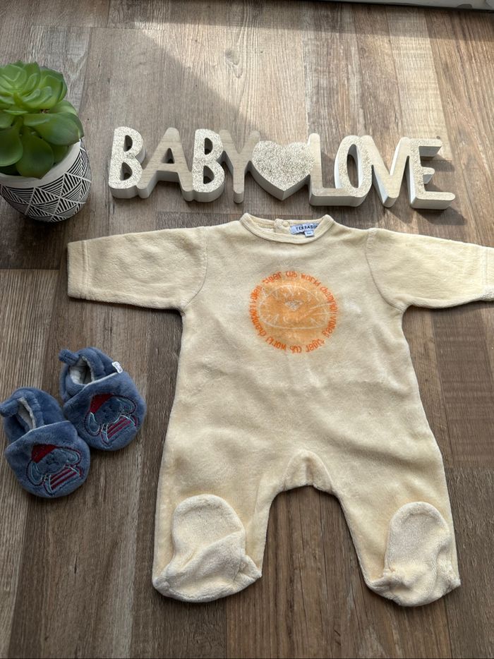 - Pyjama Tex baby       - 1 mois - Très bon état